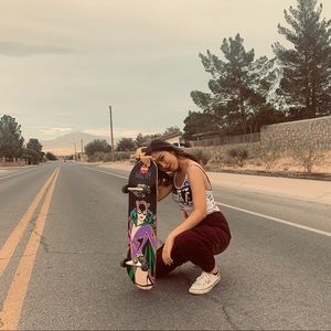 Meet your Posher, Iris